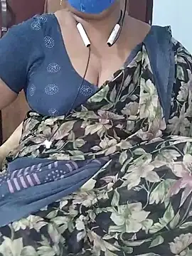 Snapshot of yours-kavaya chatting on 03/13/25, 03:54 yours-kavaya online show from 03/13/25, 03:54