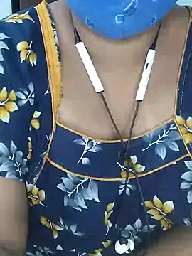 Snapshot of yours-kavaya chatting on 03/22/25, 01:32 yours-kavaya online show from 03/22/25, 01:32