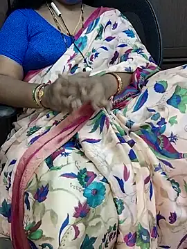 Snapshot of yours-kavaya chatting on 09/12/25, 02:44 yours-kavaya online show from 09/12/25, 02:44