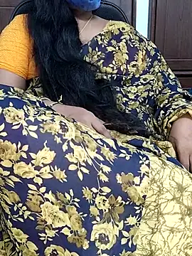 Snapshot of yours-kavaya chatting on 09/18/25, 02:35 yours-kavaya online show from 09/18/25, 02:35