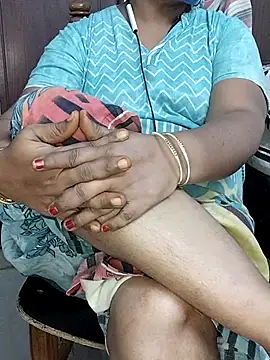 Snapshot of yours-kavaya chatting on 10/05/25, 10:57 yours-kavaya online show from 10/05/25, 10:57