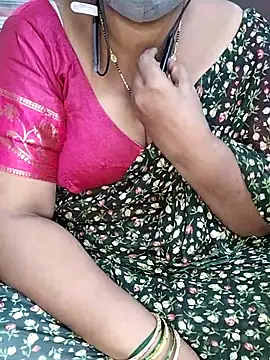 Snapshot of yours-kavaya chatting on 10/18/25, 05:35 yours-kavaya online show from 10/18/25, 05:35