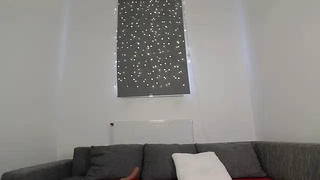 Snapshot of Princessjasmine_18 chatting on 03/12/26, 11:27 Princessjasmine 18 online show from 03/12/26, 11:27