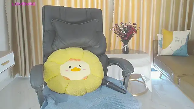 Snapshot of Navy_kim chatting on 01/20/25, 12:36 Navy kim online show from 01/20/25, 12:36