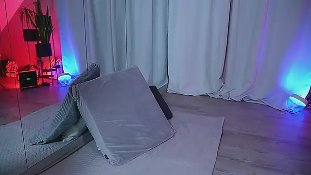 hotmilfbitch online show from 03/13/25, 11:05