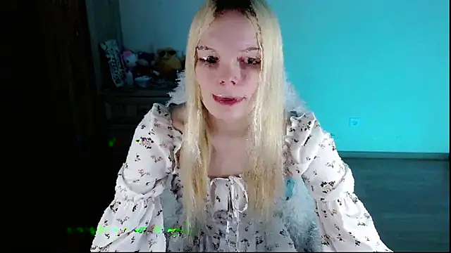 Snapshot of Emily_Nyaffee chatting on 02/08/25, 01:11 Emily Nyaffee online show from 02/08/25, 01:11