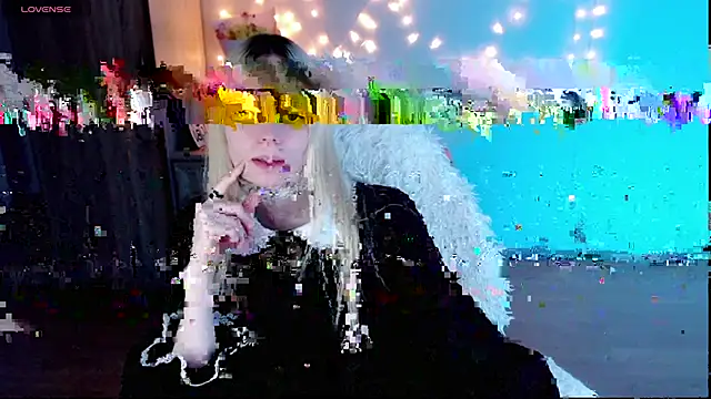 Snapshot of Emily_Nyaffee chatting on 02/22/25, 12:05 Emily Nyaffee online show from 02/22/25, 12:05