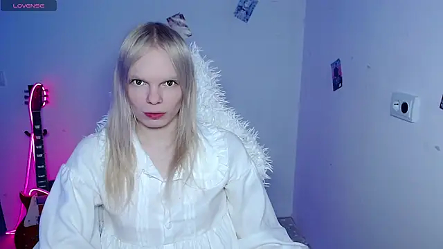 Emily Nyaffee online show from 02/09/26, 06:45