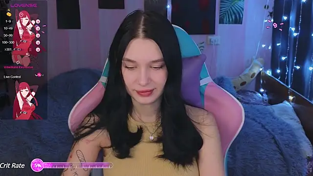 Snapshot of Amanda_Tender chatting on 12/03/24, 09:23 Amanda Tender online show from 12/03/24, 09:23