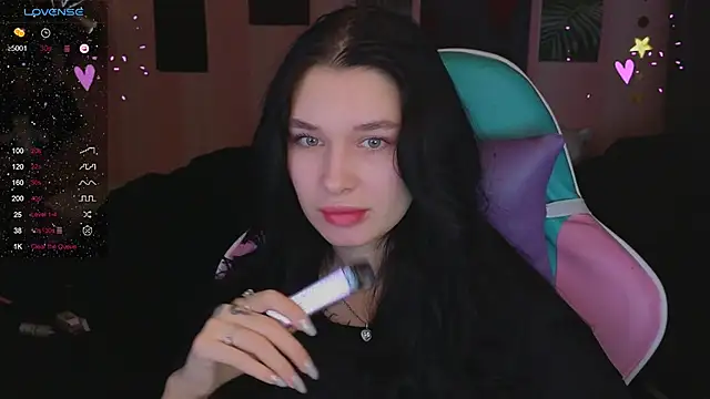 Snapshot of Amanda_Tender chatting on 03/06/25, 10:15 Amanda Tender online show from 03/06/25, 10:15