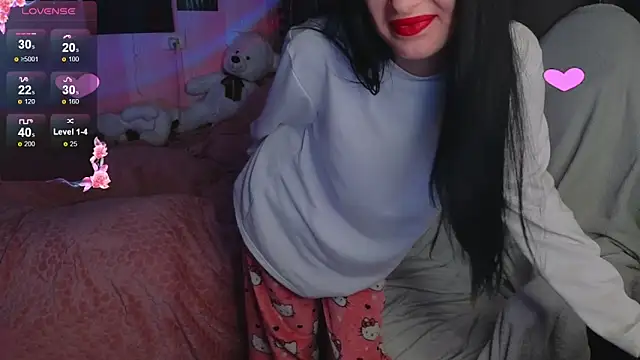 Snapshot of Amanda_Tender chatting on 11/26/25, 12:22 Amanda Tender online show from 11/26/25, 12:22