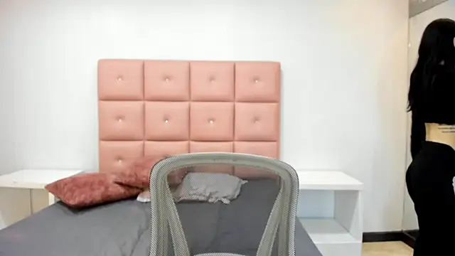 lhiamfit online show from 12/05/24, 06:33