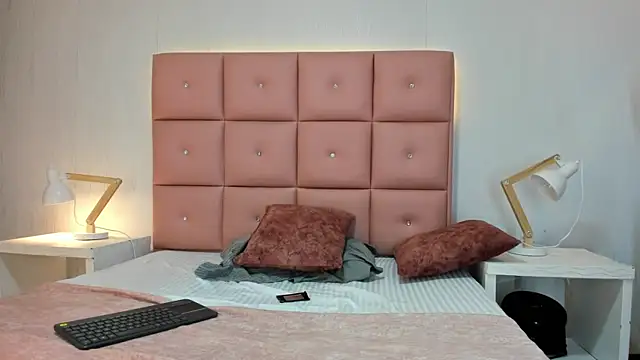 lhiamfit online show from 11/05/25, 04:40