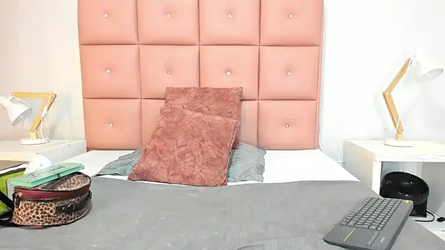 lhiamfit online show from 12/02/25, 04:13