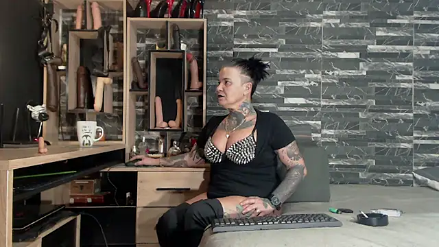 Mistress Miry online show from 01/15/25, 12:41