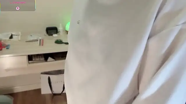 A-xena online show from 12/05/25, 02:53