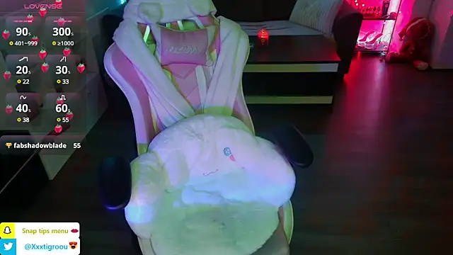 PetiteAngel666 online show from 01/09/25, 09:05