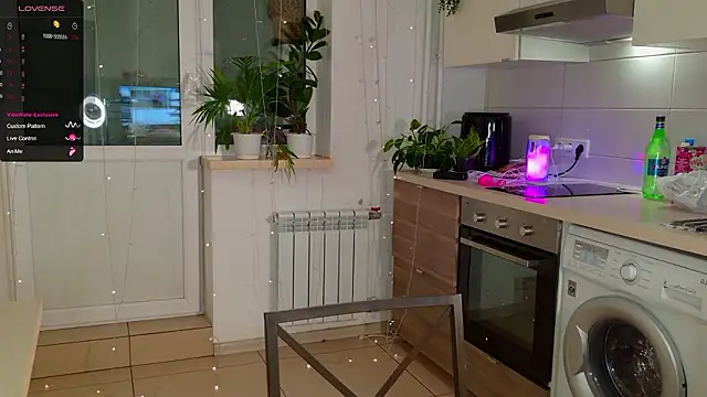 Snapshot of MissLovex chatting on 03/10/26, 02:11 MissLovex online show from 03/10/26, 02:11