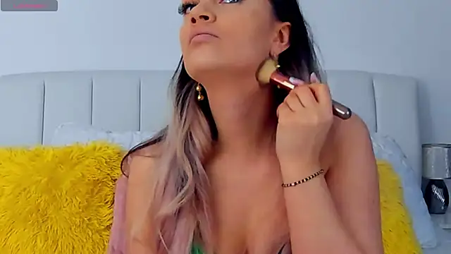 Snapshot of AllisonSweets chatting on 01/14/25, 11:20 AllisonSweets online show from 01/14/25, 11:20