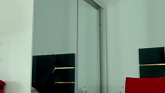 Snapshot of AllisonSweets chatting on 04/09/26, 10:42 AllisonSweets online show from 04/09/26, 10:42