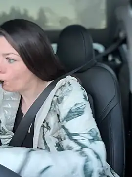 LadyLena1 online show from 01/19/25, 04:14