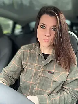 LadyLena1 online show from 01/31/25, 08:54