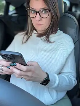 LadyLena1 online show from 09/15/25, 03:45