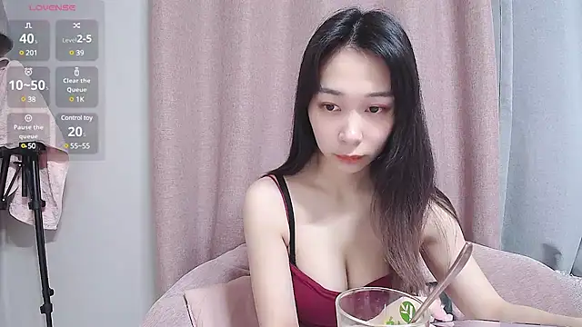 tw Sutew online show from 03/19/25, 10:44