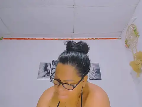 Alhelqueen online show from 02/09/26, 08:40