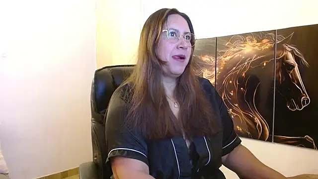 Snapshot of amalia_brunette chatting on 04/05/26, 07:05 amalia brunette online show from 04/05/26, 07:05