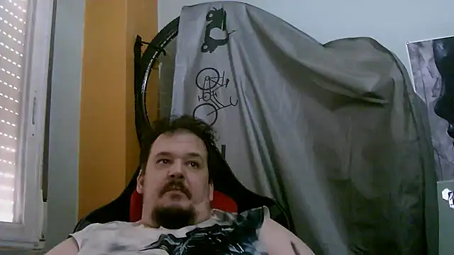 Snapshot of porkorossy chatting on 05/05/26, 12:57 porkorossy online show from 05/05/26, 12:57