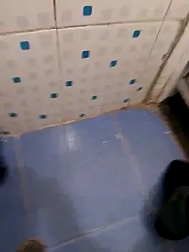 Snapshot of hotman8209 chatting on 03/31/26, 01:44 hotman8209 online show from 03/31/26, 01:44