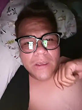 ChubbyCdmxInt1 online show from 12/01/25, 03:44