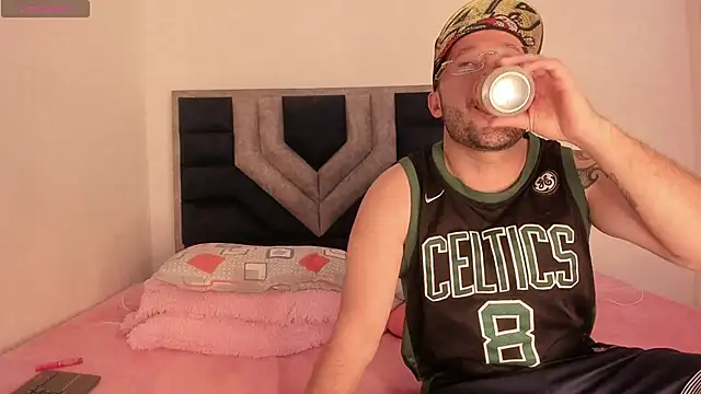 TiiffanyEvans1 online show from 11/07/25, 04:07