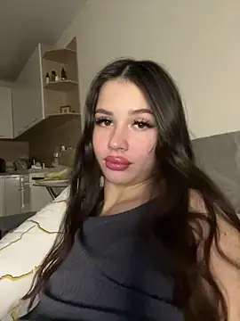 SofiaLaLight online show from 10/24/25, 03:30