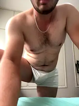 Snapshot of Soylu95 chatting on 11/18/25, 08:19 Soylu95 online show from 11/18/25, 08:19