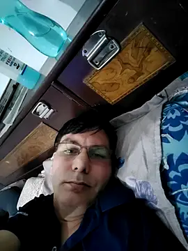 ZIMMY25 online show from 10/15/25, 06:30