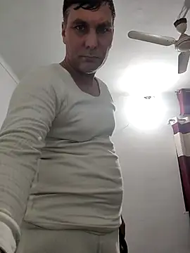 ZIMMY25 online show from 12/21/25, 04:47