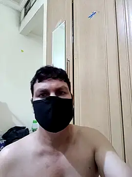 Snapshot of ZIMMY25 chatting on 03/11/26, 10:32 ZIMMY25 online show from 03/11/26, 10:32