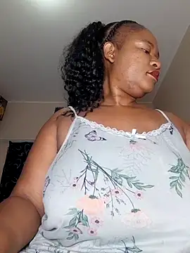 Snapshot of Bootyliciousbbw12 chatting on 04/21/26, 03:57 Bootyliciousbbw12 online show from 04/21/26, 03:57