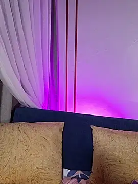 Snapshot of Kate_Amaretto_ chatting on 03/08/26, 12:08 Kate Amaretto online show from 03/08/26, 12:08