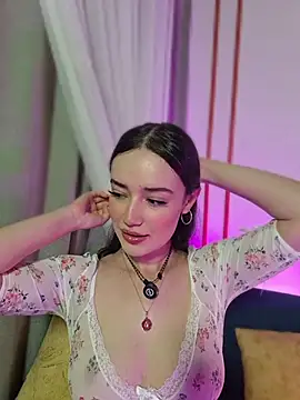 Snapshot of Kate_Amaretto_ chatting on 04/07/26, 01:50 Kate Amaretto online show from 04/07/26, 01:50