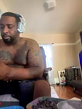 Snapshot of K1NGD916 chatting on 09/15/25, 07:47 K1NGD916 online show from 09/15/25, 07:47