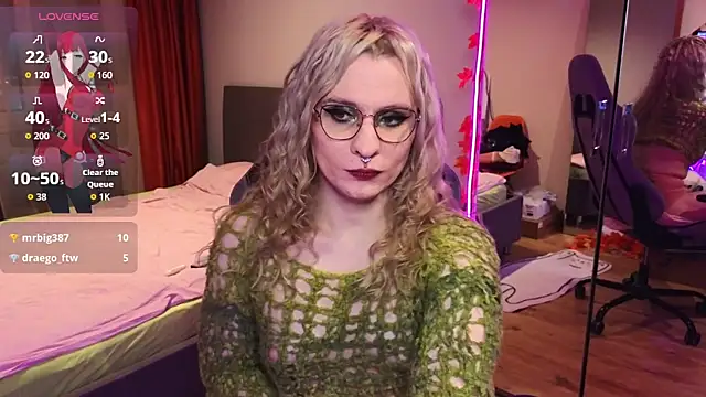 Lori Myaf online show from 12/03/25, 02:26