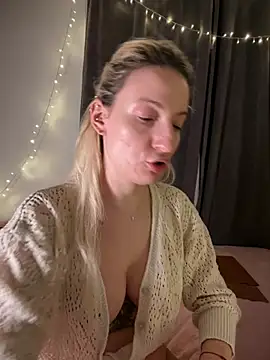 Ella Charm online show from 02/09/26, 04:22