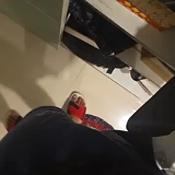 Snapshot of surfer_fun29 chatting on 12/01/25, 03:11 surfer fun29 online show from 12/01/25, 03:11