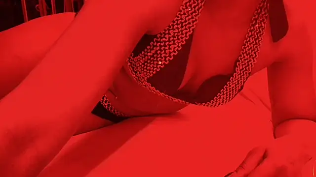 Snapshot of ROXYNL chatting on 02/07/25, 07:06 ROXYNL online show from 02/07/25, 07:06