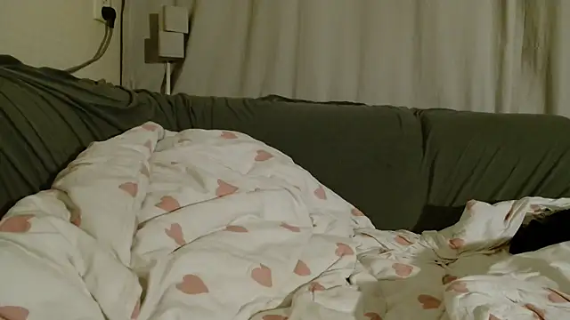 Snapshot of ROXYNL chatting on 02/21/25, 05:46 ROXYNL online show from 02/21/25, 05:46