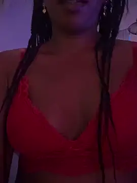 Snapshot of ROXYNL chatting on 03/21/25, 06:18 ROXYNL online show from 03/21/25, 06:18