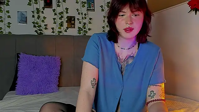 miss Lizzy online show from 01/21/25, 04:21